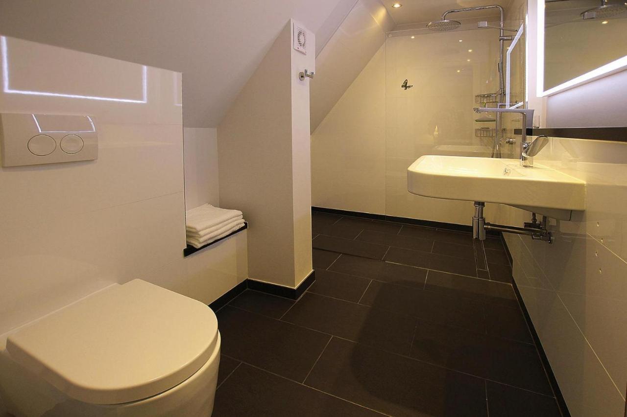 House Uthland * Westerland